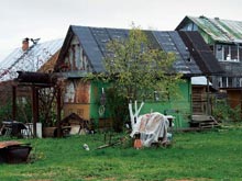 В Подмосковье найден поселок с жилищами из исчезнувших автобусов